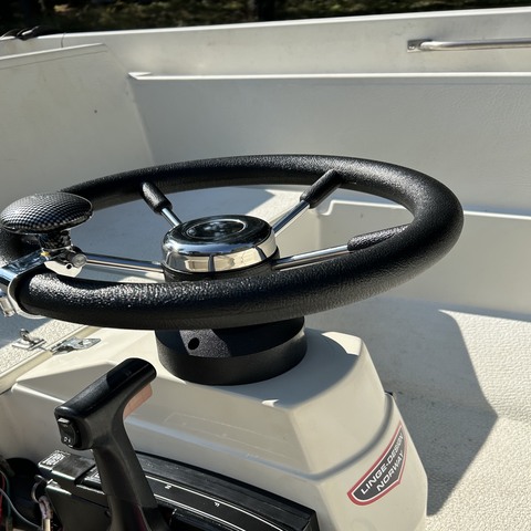 Manövrering i 5m motorbåt